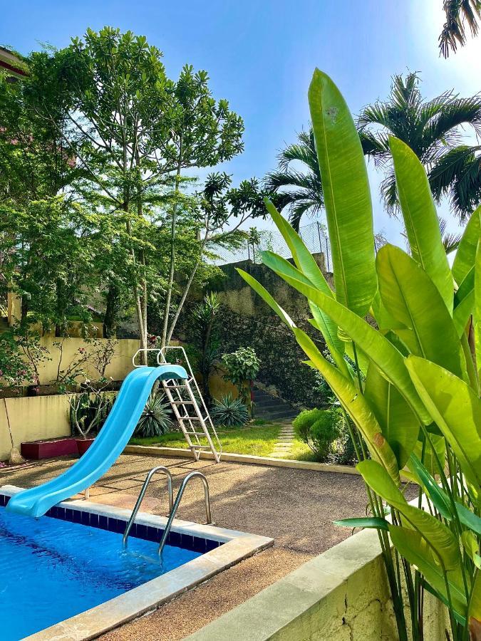 Residence Bertille Abidjan Cocody Экстерьер фото