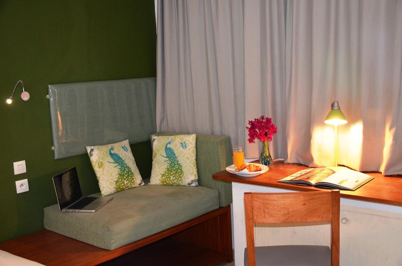 Residence Bertille Abidjan Cocody Экстерьер фото