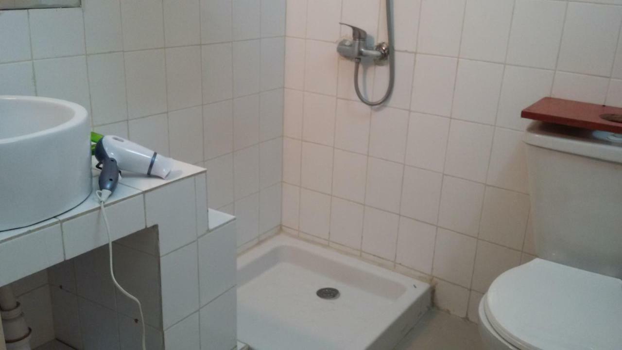 Residence Bertille Abidjan Cocody Экстерьер фото